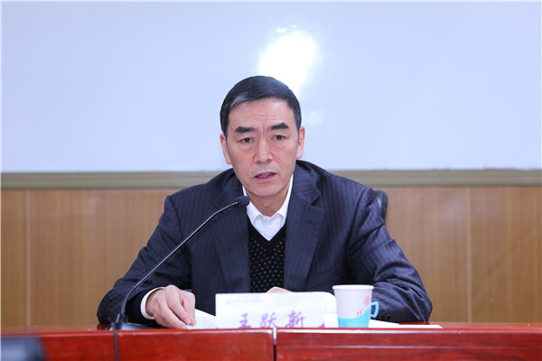 國家統(tǒng)計(jì)局高級統(tǒng)計(jì)人才暨青年業(yè)務(wù)骨干素養(yǎng)提升專題班在清華開學(xué)
