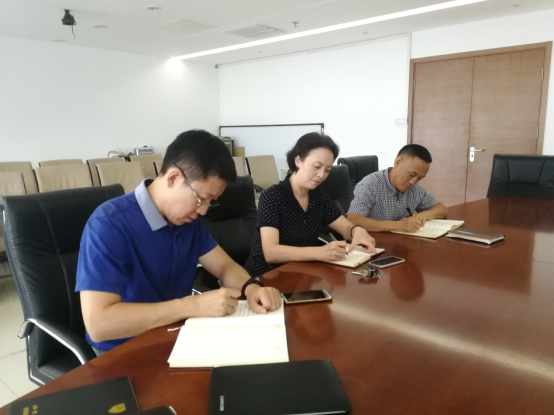 北語處級公務人員理論中心組第13組開展“不忘初心，牢記使命”主題教育座談會