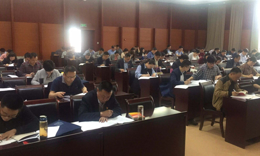 【黨建公務(wù)人員培訓(xùn)】漢中市市直機關(guān)50余名優(yōu)秀黨員赴重慶工商大學(xué)集體“充電”