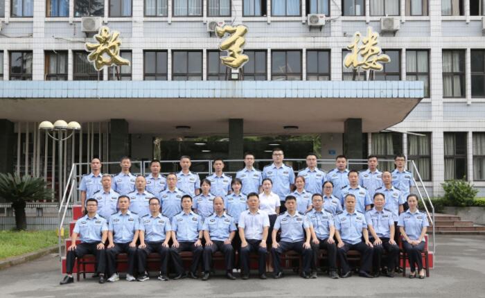 【公安公務(wù)人員培訓(xùn)】惠州市公安機(jī)關(guān)智慧新指揮培訓(xùn)班在我校開(kāi)班