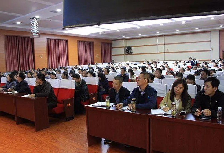 廣東省公務(wù)人員培訓(xùn)學(xué)習(xí)為期5天的心得體會(huì)